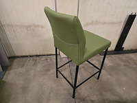 1x barstoel curved groen pu zh65cm - afbeelding 2 van  2