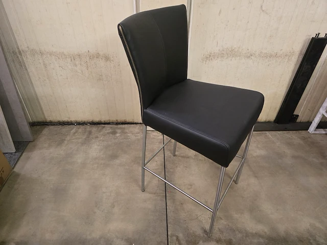1x barstoel zwart met rits pu, zh65cm - afbeelding 1 van  2