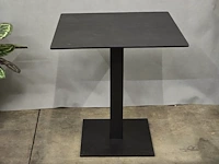 1x bistro tafel veneer zwarte eik 70x70 - afbeelding 1 van  6