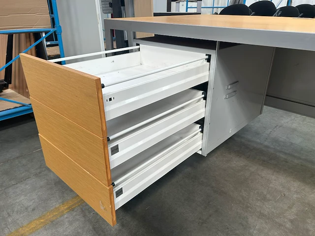 1x bureautafel - afbeelding 7 van  8