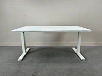 1x bureautafel - afbeelding 1 van  4