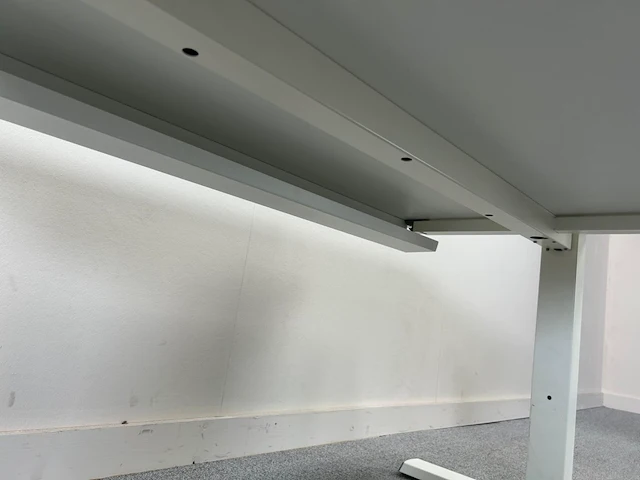 1x bureautafel - afbeelding 4 van  4