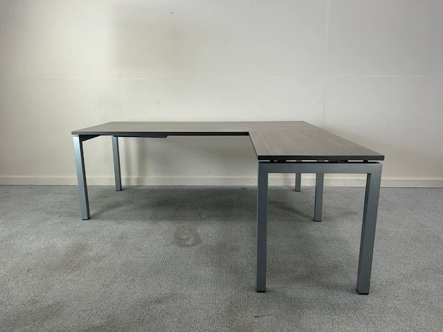 1x bureautafel - afbeelding 1 van  4