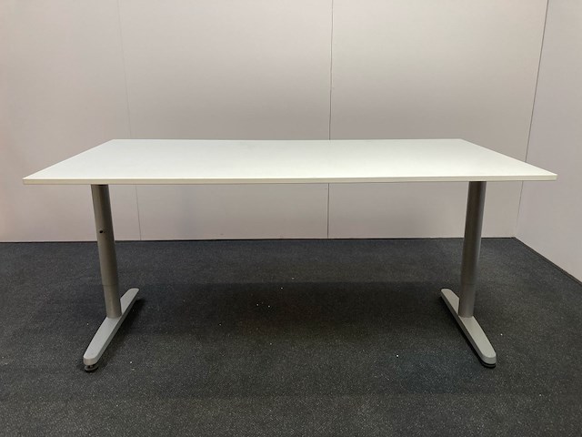 1x bureautafel - afbeelding 1 van  9