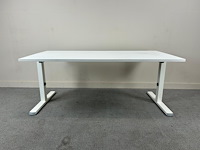 1x bureautafel - afbeelding 1 van  4