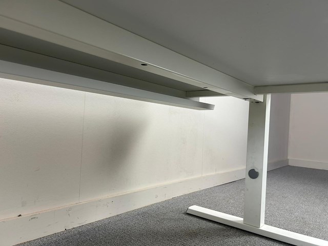 1x bureautafel - afbeelding 2 van  4