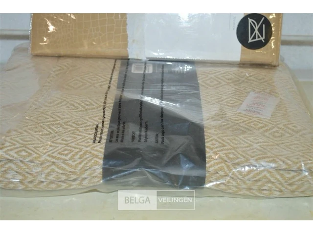 1x dekbedovertrek 140x 220xm , 1x fleece 125x150cm - afbeelding 3 van  3