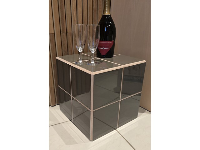 1x design brown tegeltafel handmade 31x31x31h - afbeelding 2 van  6