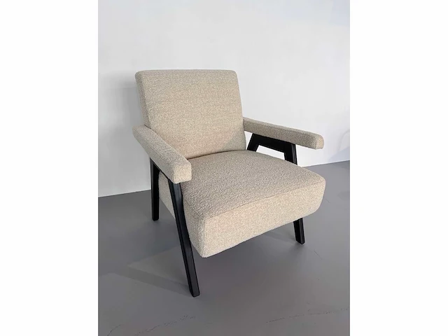 1x design fauteuil beige - afbeelding 1 van  4