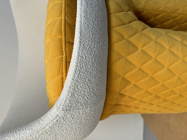 1x design fauteuil geel - afbeelding 2 van  8