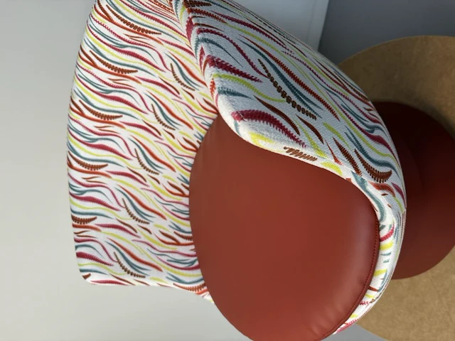 1x design fauteuil rood dessin - afbeelding 2 van  5