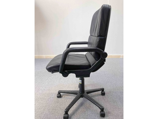 1x directiestoel - afbeelding 9 van  13