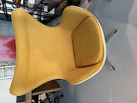1x egg chair geel licht hout - afbeelding 1 van  8