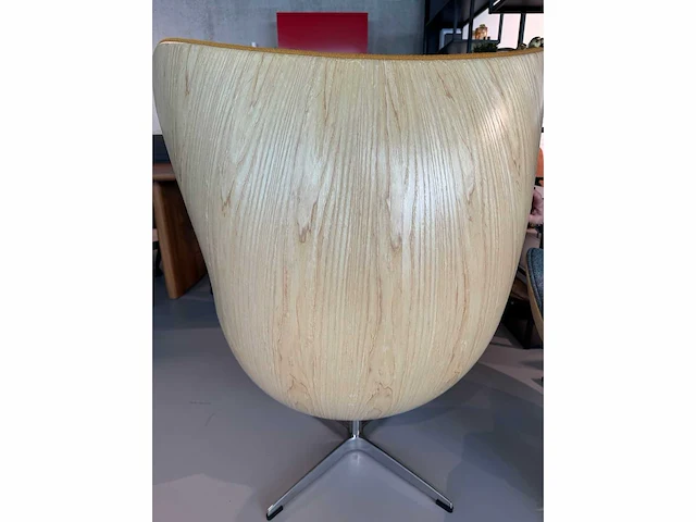 1x egg chair geel natuur eik showroommodel - afbeelding 3 van  8