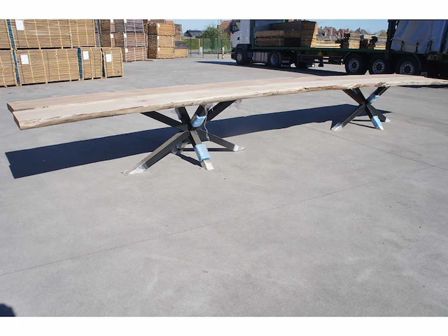 1x hardhouten buitentafel - afbeelding 1 van  5