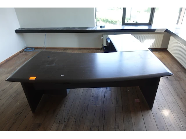 1x hoekbureau + 1x kast - afbeelding 2 van  8