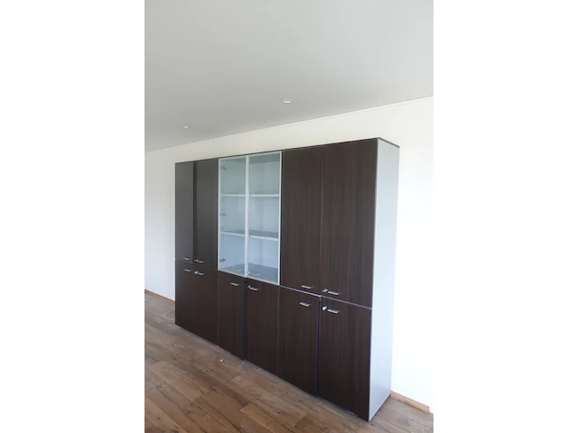 1x hoekbureau + 1x kast - afbeelding 8 van  8