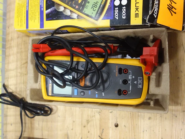 1x insulation tester fluke - afbeelding 2 van  3