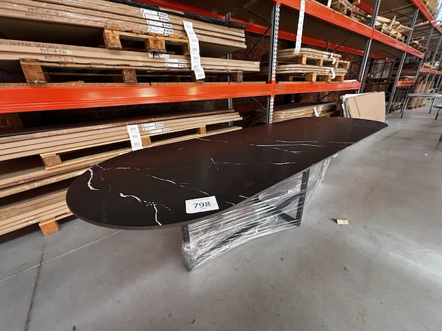 1x keramische tafel boat oval met onderstel - 2800x900x750mm - afbeelding 1 van  5