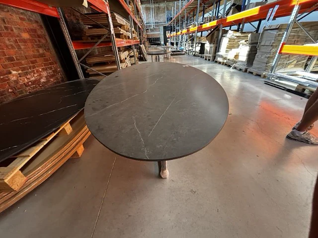 1x keramische tafel oval met onderste l- 2500x1250x770mm - afbeelding 2 van  5