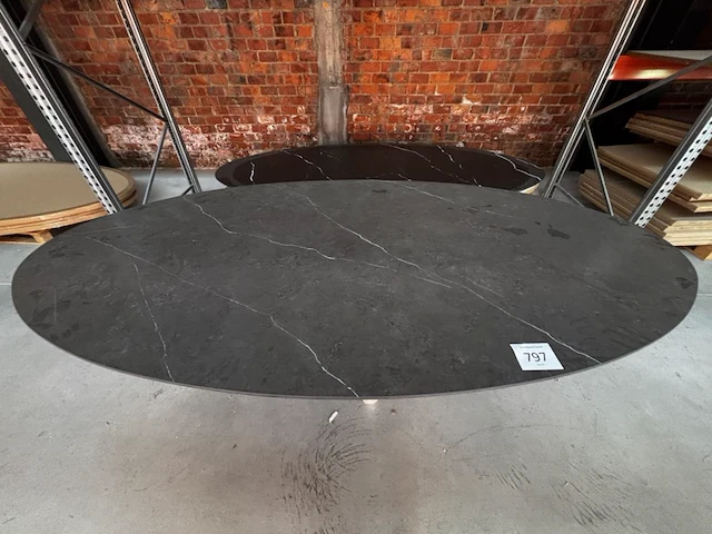 1x keramische tafel oval met onderste l- 2500x1250x770mm - afbeelding 3 van  5