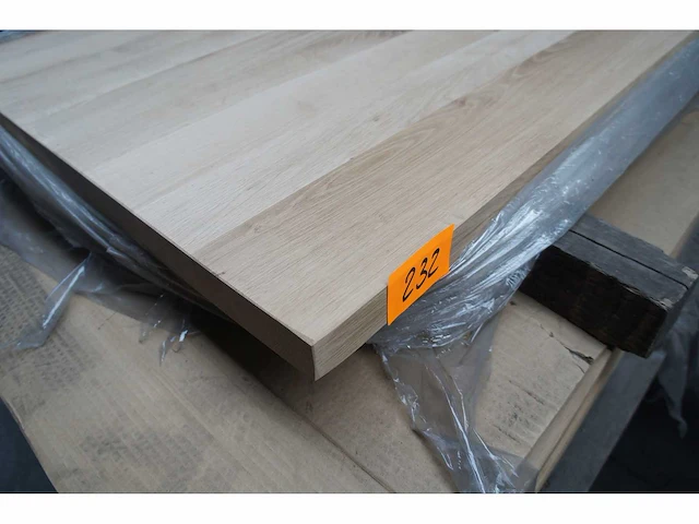 1x massief eiken tafelblad 1m60 - afbeelding 2 van  2