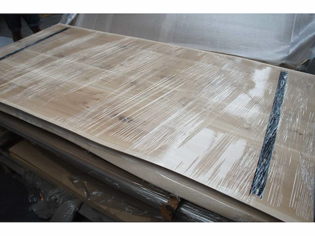 1x massief eiken tafelblad boomstameffect 2m - afbeelding 2 van  5