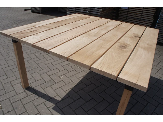 1x massieve buitentafel eik 1m50 - afbeelding 3 van  5