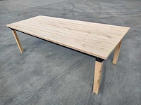 1x massieve buitentafel eik 2m50 - afbeelding 1 van  4
