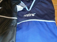 1x mitre keepertrui blauw maat xxl, 1x mitre keepertrui zwart maat xxl - afbeelding 3 van  4