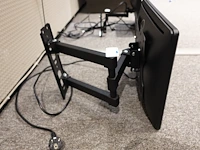 1x monitor dell 17", met muurbeugel vesa 100/200 - afbeelding 2 van  3