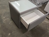 1x nachtkastje in stof met lade en glasblad 50x50x46h - afbeelding 6 van  9