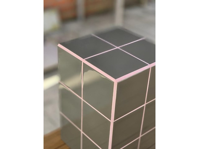 1x prototype design tegeltafel handmade 31x31x46h - afbeelding 4 van  7