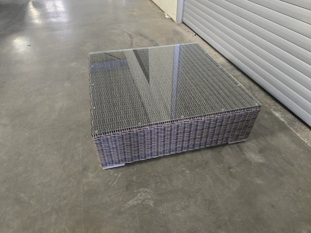 1x salontafel rottan met glazen blad 105x105x35h - afbeelding 4 van  4