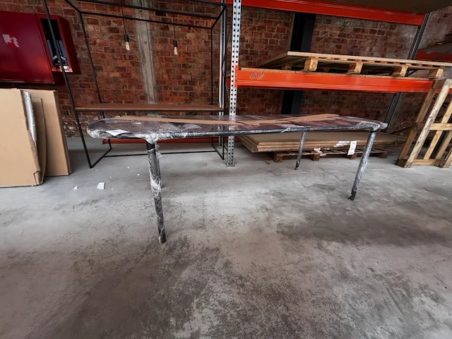 1x stalen onderstel - 2520x840x750mm - afbeelding 1 van  4