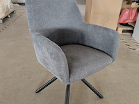 1x stoel evelyn (draaibaar 180 graden met return)