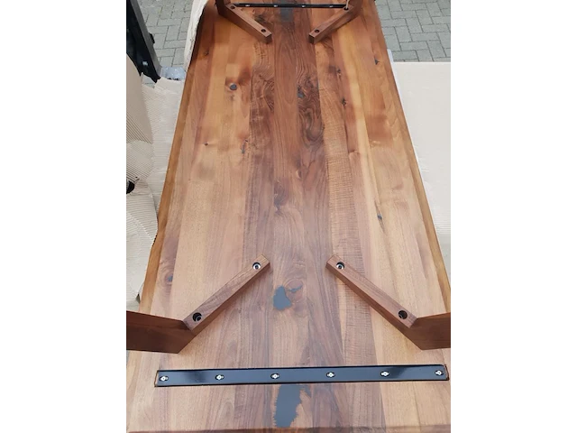 1x tafel notelaar 2m20 - afbeelding 1 van  9