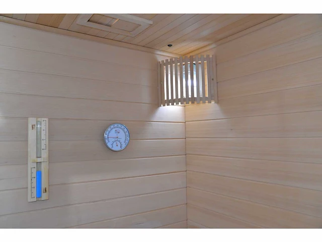 1x traditionele sauna met douchecombinatie - afbeelding 5 van  8