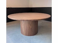 1x walnoot ronde tafel 160cm - afbeelding 4 van  5