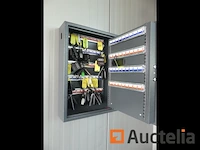 2 aan de muur gemonteerde veilige sleutelkastjes met pavo digicode - afbeelding 4 van  4