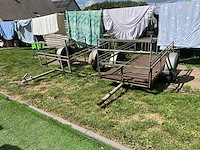 2 aanhangwagens - afbeelding 1 van  5
