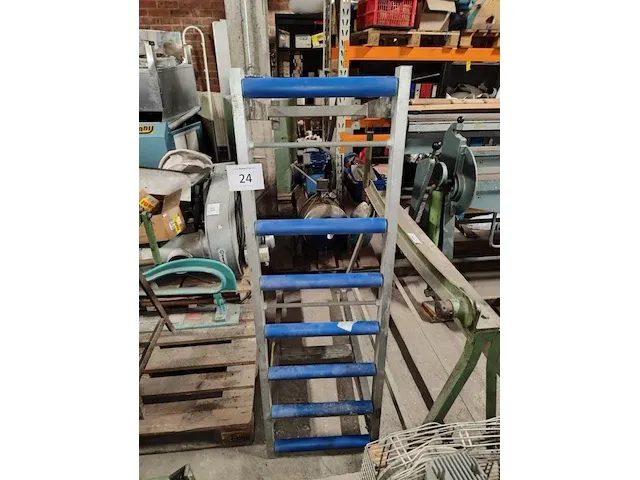 2 aanvoer/afvoertafel - afbeelding 2 van  4