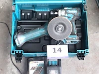 2 accu gereedschappen makita vv lader en batterij wo - afbeelding 1 van  2