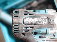 2 accu gereedschappen makita vv lader en batterij wo - afbeelding 2 van  2