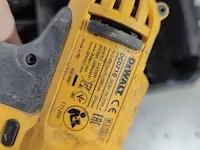 2 accu schroefmachines dewalt dcd710 en dcf815 - afbeelding 2 van  2