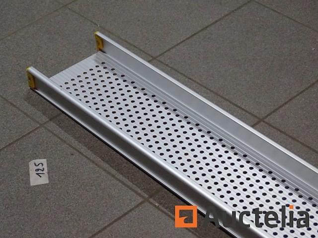 2 aluminium hellingen voor rolstoelen of andere jws - afbeelding 8 van  10