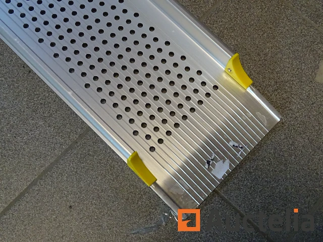 2 aluminium oprijplaten voor rolstoel of andere jws - afbeelding 3 van  10