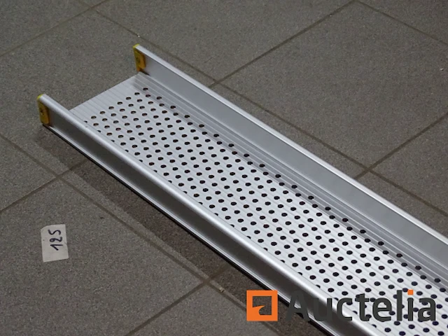 2 aluminium oprijplaten voor rolstoel of andere jws - afbeelding 8 van  10