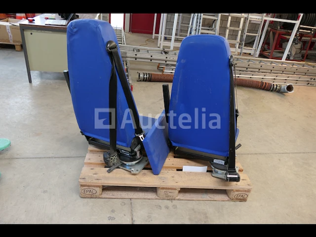 2 ambulance stoelen - afbeelding 6 van  6