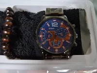 2 analoge polshorloges, 2 armbanden - afbeelding 4 van  4